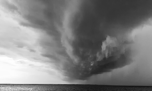 Thunderstorm Sylvan Beach 9493sm ZF